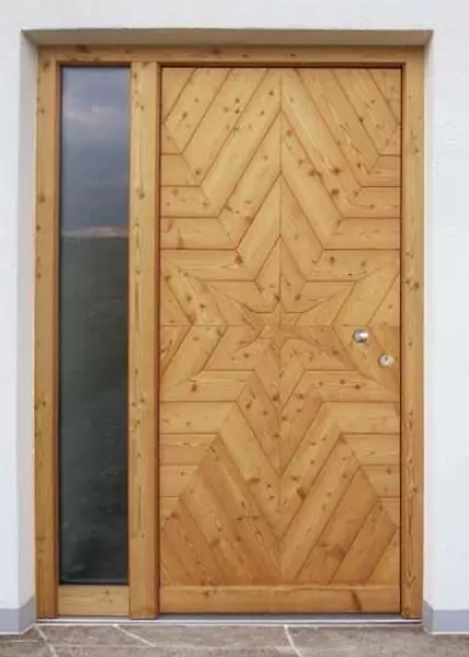 Entrance wooden door Tradizionali CasaClima
