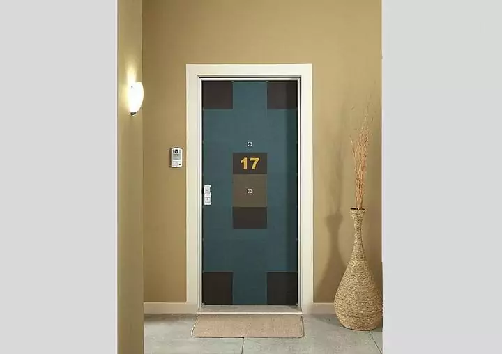 LINEA SOUND Front door