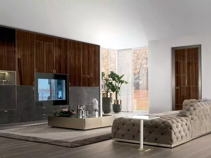 Interior door Land