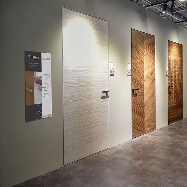 Poster "Section of the hidden INVISIBLE door frame".