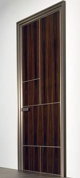 Interior door Land