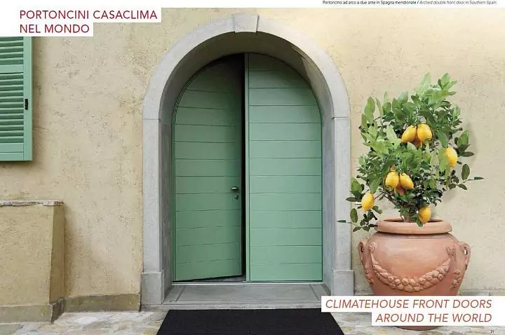 Entrance wooden door Tradizionali CasaClima