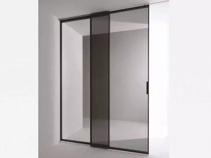 Minimal sliding partition