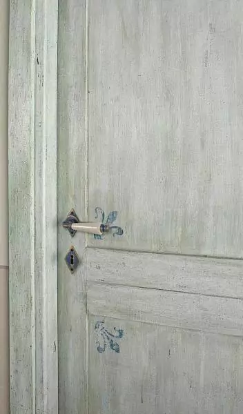 Interior door D. R. VELASQUEZ 304/2 