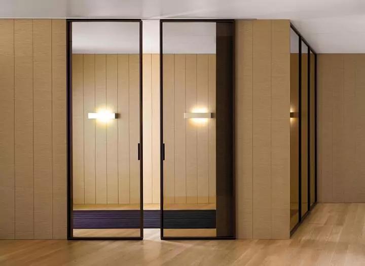 Minimal sliding partition