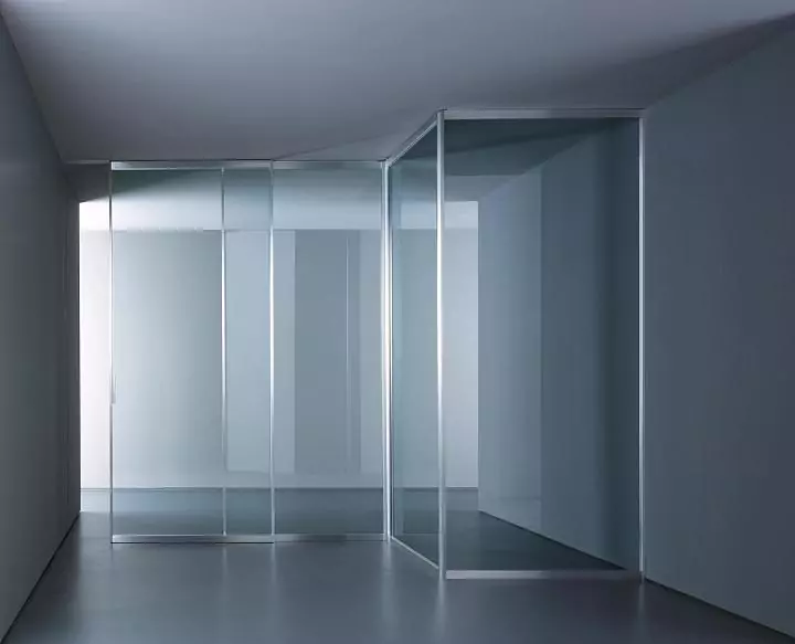 Minimal sliding partition