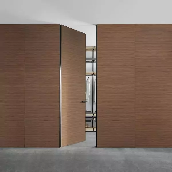 COVER, natural veneer Noce Americano. Wall panels and door FILO-60, Alu in single finish.