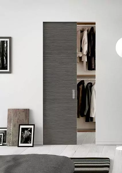 SLIDER, Alu, Vento model, natural veneer Rovere Cenere, end aluminum edge in Chrome Matt color. Sliding door in ECLISSE pocket door, SYNTHESIS LINE®.